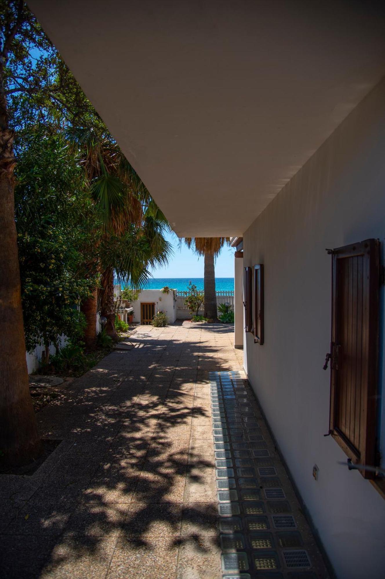 Villa By The Beach Sant'Andrea  Zewnętrze zdjęcie